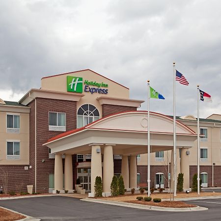 Holiday Inn Express Pembroke By Ihg Exteriér fotografie