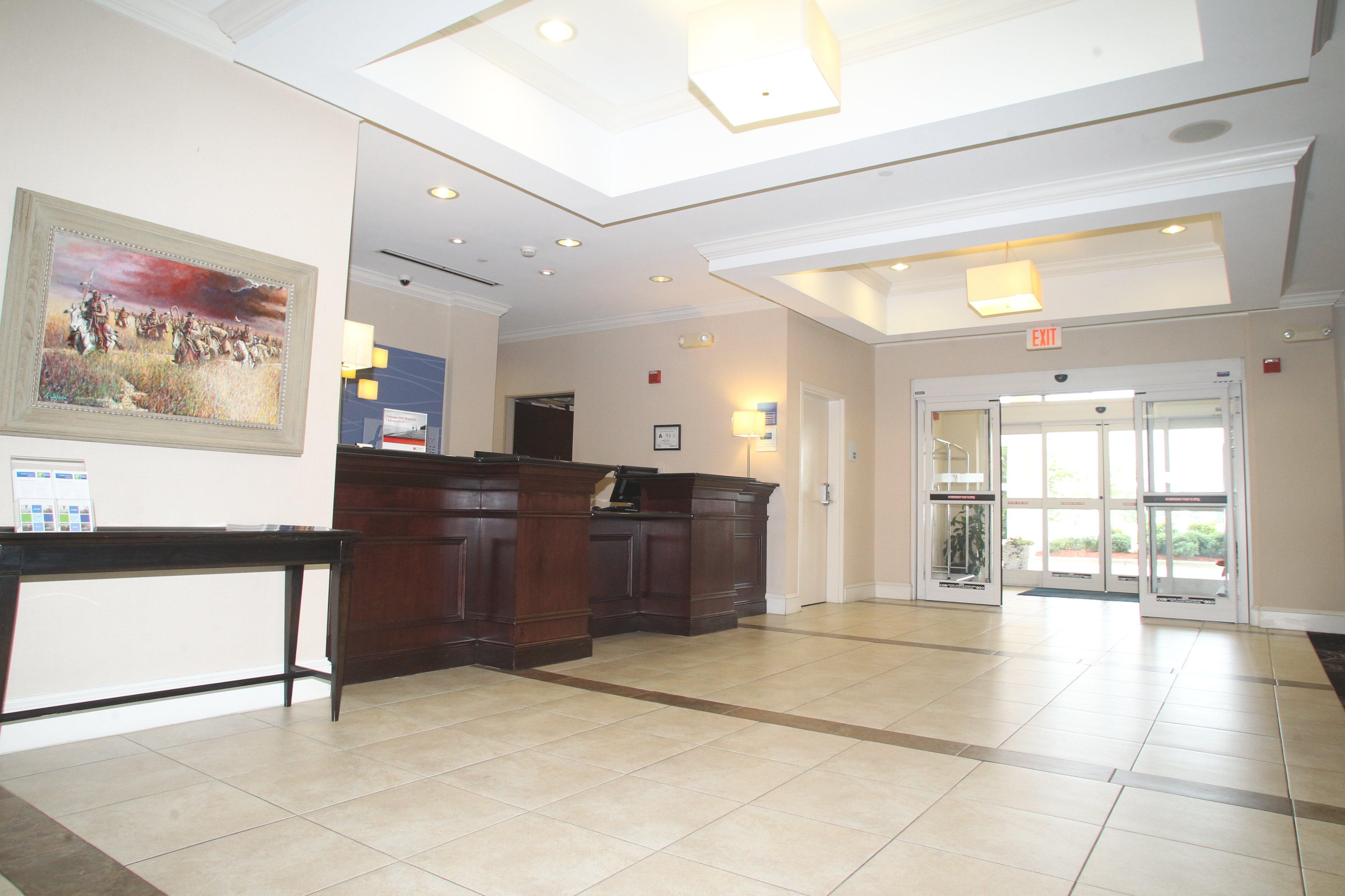 Holiday Inn Express Pembroke By Ihg Exteriér fotografie