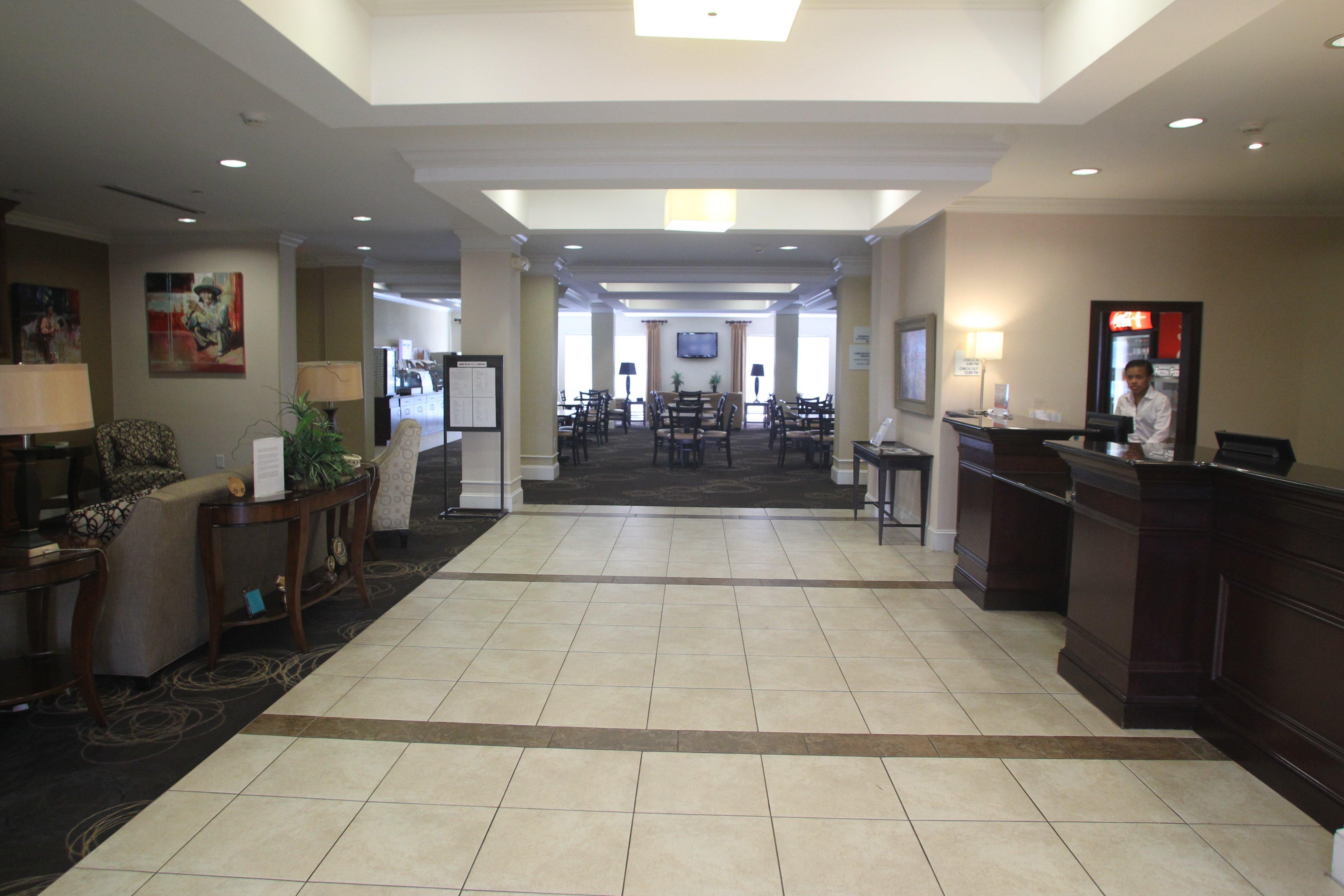 Holiday Inn Express Pembroke By Ihg Exteriér fotografie