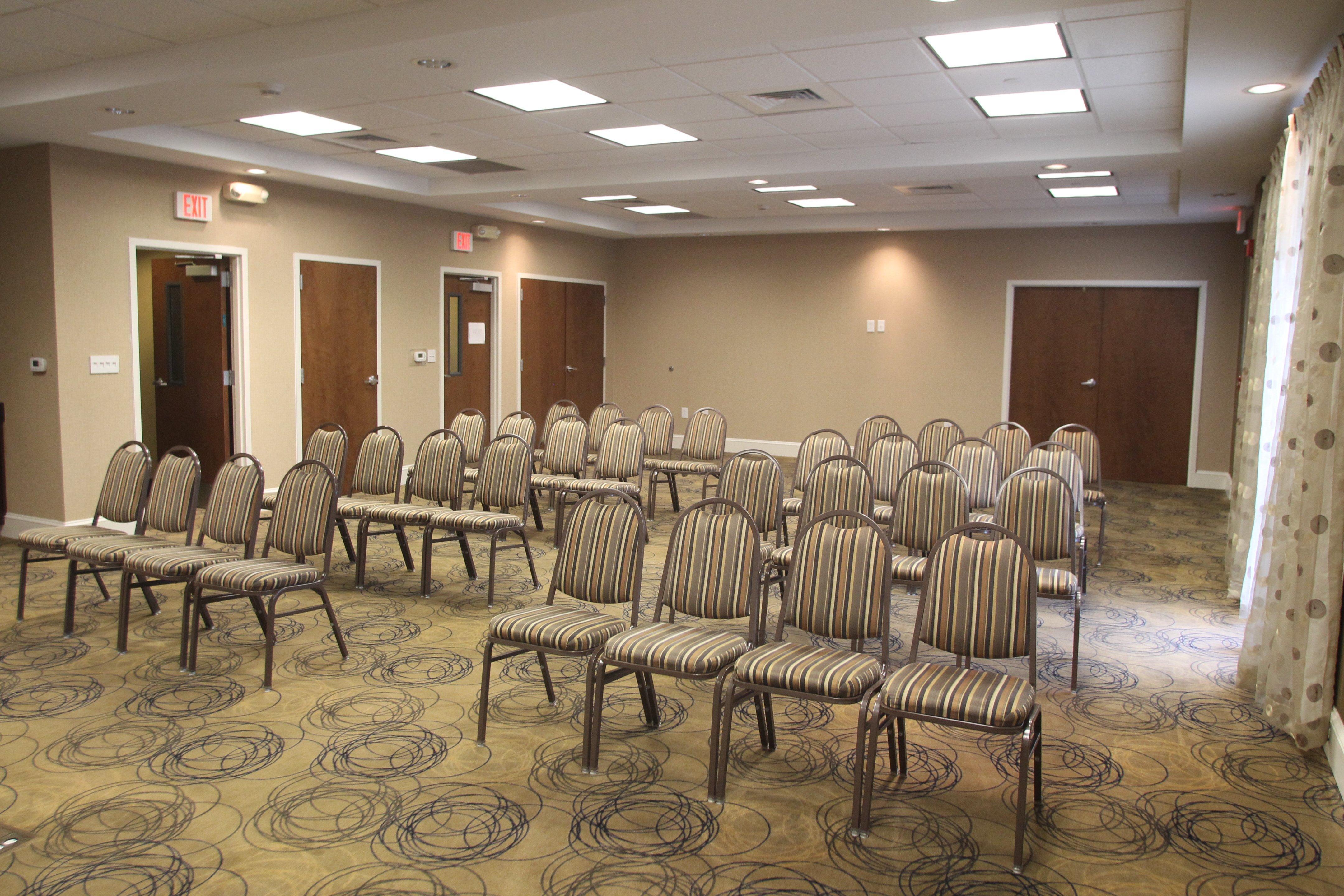 Holiday Inn Express Pembroke By Ihg Exteriér fotografie